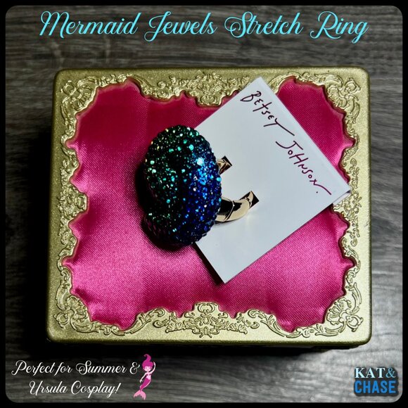 Betsey Johnson Mermaid Jewels Stretch Ring Conch Shell Blue Ombre Ursula Ariel - Picture 6 of 9